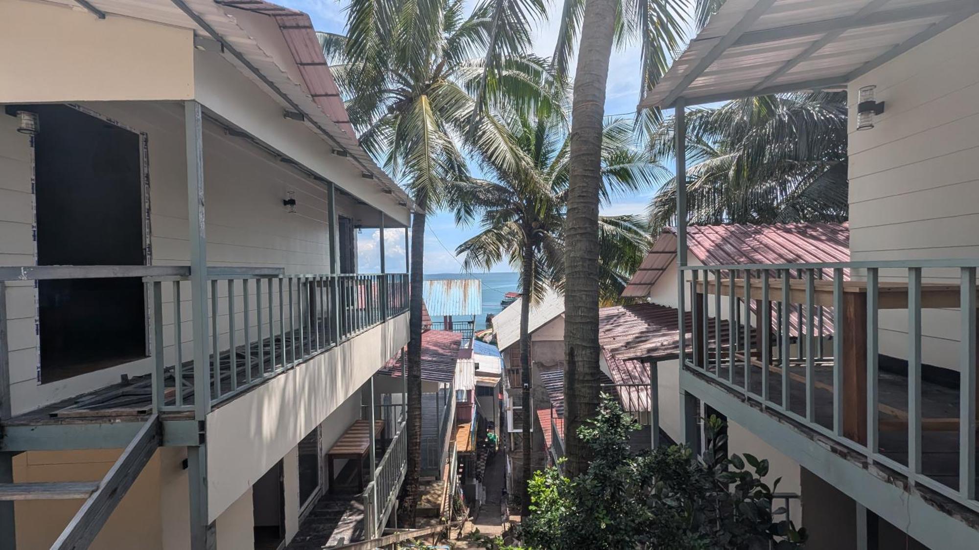 Skybar Koh Rong Hotel Exterior photo